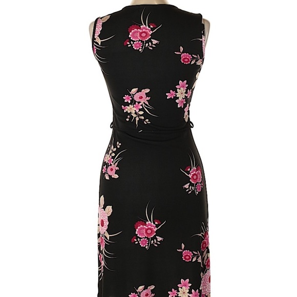 XX21 size L but fits like a small- medium. - Picture 2 of 4